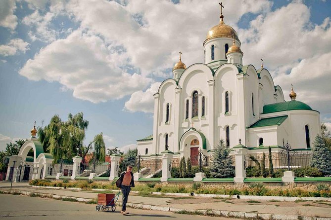 2 Excursions in One Day-Milestii Mici Winery, Tiraspol City and Bender Fortress - Bender Fortress and Tiraspol: where history is still part of the street scene