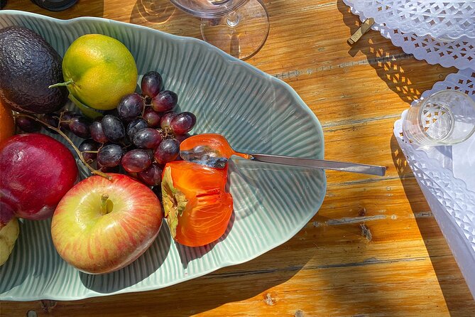 Algarve Romantic Vineyard Picnic in Carvoeiro - Who this romantic vineyard picnic is best for