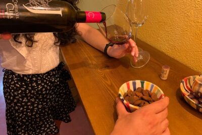 Almería Visit to Eco Winery Cortijo El Cura and wine tasting - Wine Tasting with Olives and Almonds: how to enjoy it (and what’s included)