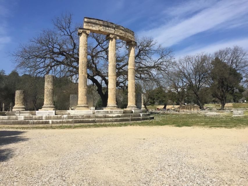 Ancient Olympia: Private Tour site, museum, bee farm, winery - Klios Honey farm: a hands-on stop that doesn’t feel like a pit stop