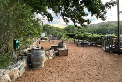 Arizona Winery All-Inclusive Tour with Lunch & Tastings - Stop One: Page Springs to Set the Tone