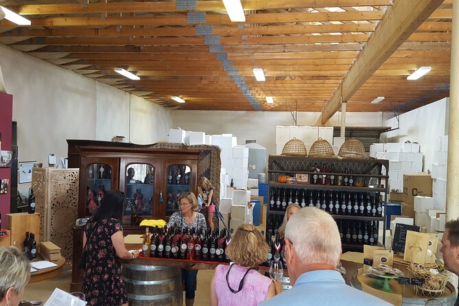 Arizona Winery All-Inclusive Tour with Lunch & Tastings - Stop Three: Cove Mesa Vineyard for the Final Tasting Round
