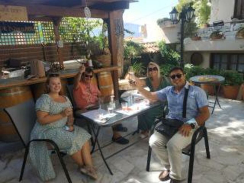 Athens Winery Tour - The Grapes You’ll Most Likely Taste: Savatiano, Agiorgitiko, Cabernet