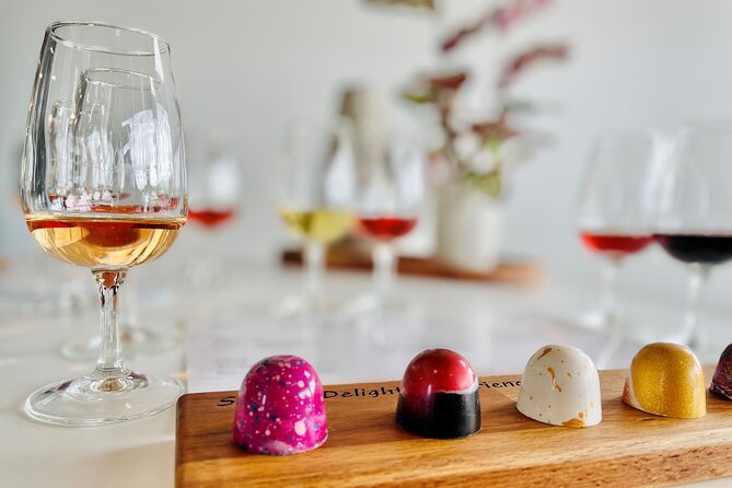 Audrey Wilkinson Vineyard - Sweet Indulgence Experience - What You Take Home: The Etched Glass and Cocoa Nib Chocolate