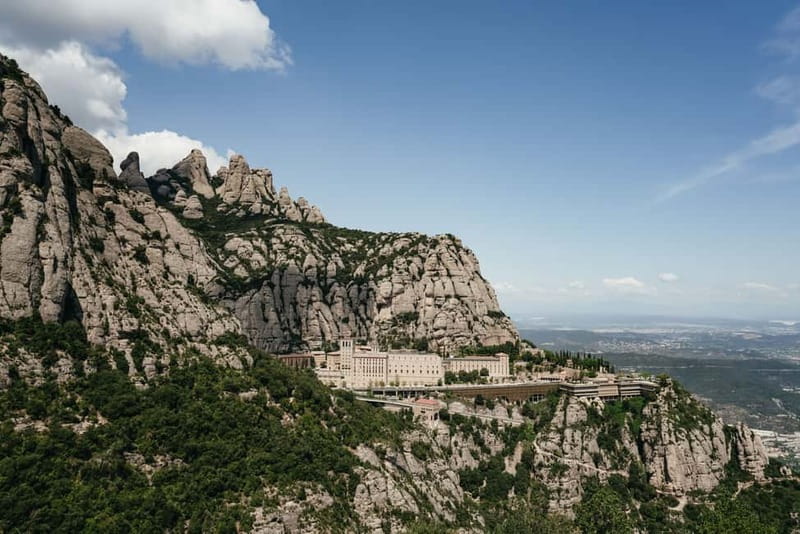 Barcelona: Montserrat and Winery Tour with Tapas or Lunch - Oller del Mas Winery: 10th-Century Castle Setting and a Tasting You Can Taste