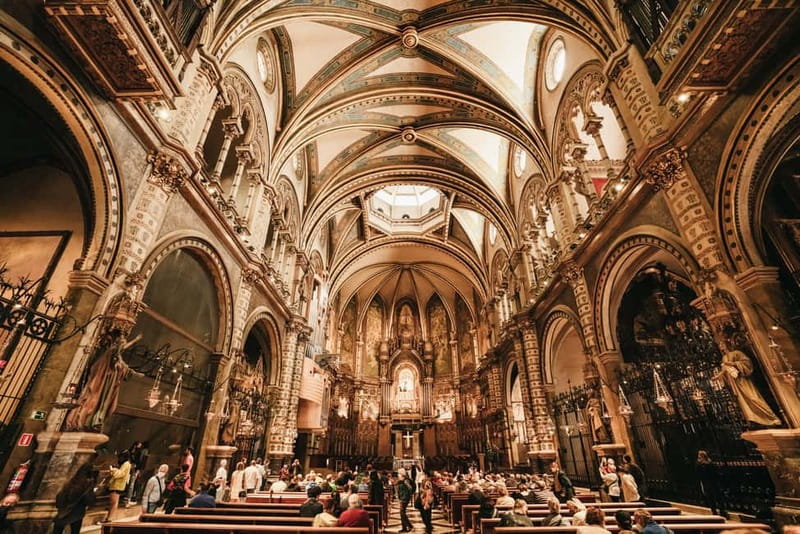 Barcelona: Montserrat, Cogwheel, Black Madonna & Winery Tour - Key things to know before you go