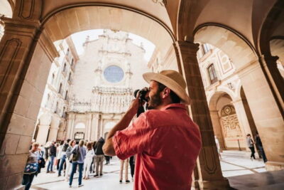 Barcelona: Montserrat, Cogwheel, Black Madonna & Winery Tour - Santa Maria de Montserrat Abbey: what the guided walk actually gives you