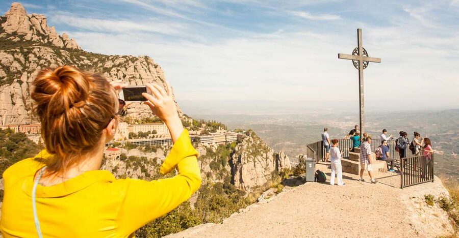 Barcelona: Montserrat with Winery Visit and Farmhouse Lunch - Funiculars, Trails, and the Views You Actually Came For