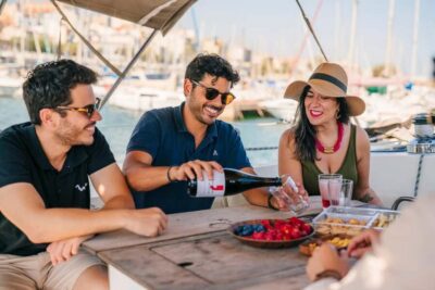 Barcelona: Sailing Cruise & Vineyard Tour with Wine Tasting - Meeting at World Experience Sailing (Moll de Mestral 1546) and the essentials