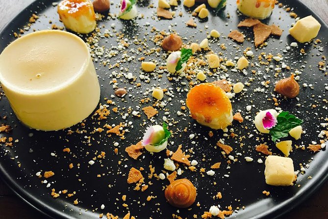 Barefoot Luxury Mount Tamborine Winery Tour from Brisbane - Gallery Walk and fudge: your edible souvenir window