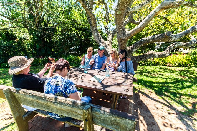 Barefoot Luxury Mount Tamborine Winery Tour from Gold Coast - Gallery Walk shopping break plus Escarpment and skyline viewpoints