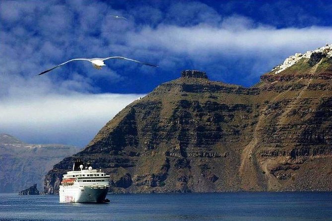 Best of Santorini, Private 4 hour Island tour including Oia - Venetsanos Winery (Santo/Santorini Wine Context): What You Gain by Stopping Here