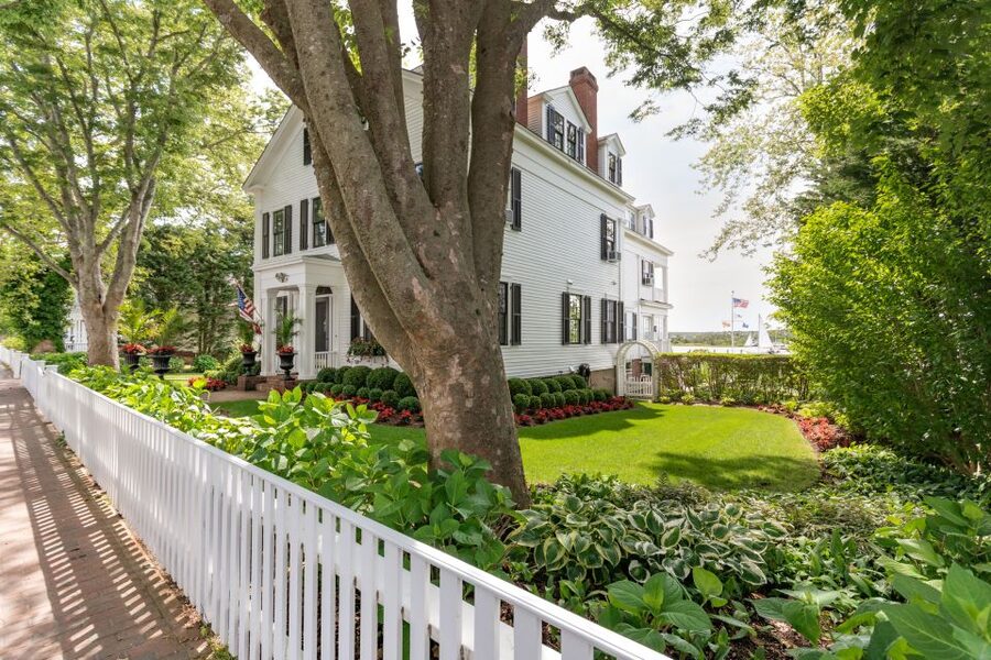 Boston: Martha's Vineyard Day Trip with Optional Island Tour - Timing on a 13-Hour Day: What’s Great and What Feels Tight