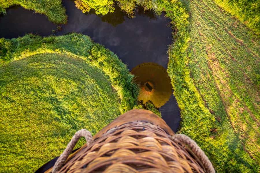 Brisbane: Hot Air Balloon Flight with Vineyard Breakfast - Key Points to Know Before You Go