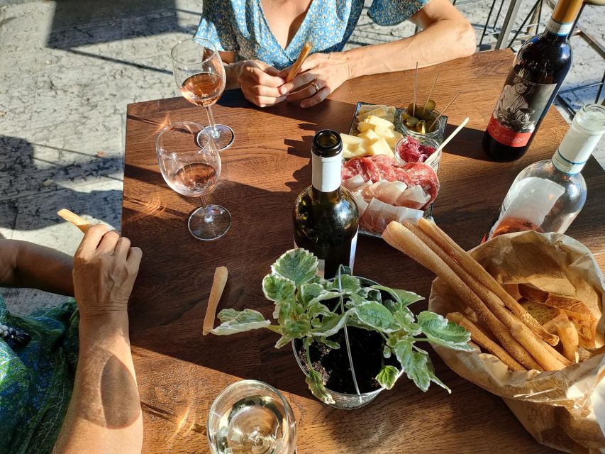Cavaion: Lake Garda Wine & Food Tasting with Vineyard Tour - Where Cavaion Fits in the Lake Garda Wine Scene