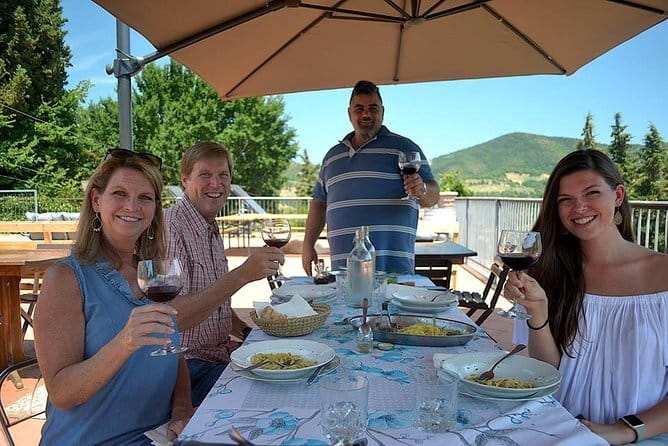 Chianti Classico and Super Tuscan 3 Winery Tour - Stop 1: the tasting lesson that sets up the whole day