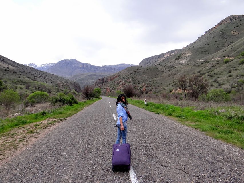 Day trip to Khor Virap, Areni Winery and Noravank Monastery - A 7-Hour Circuit From Yerevan: How the Day Unfolds