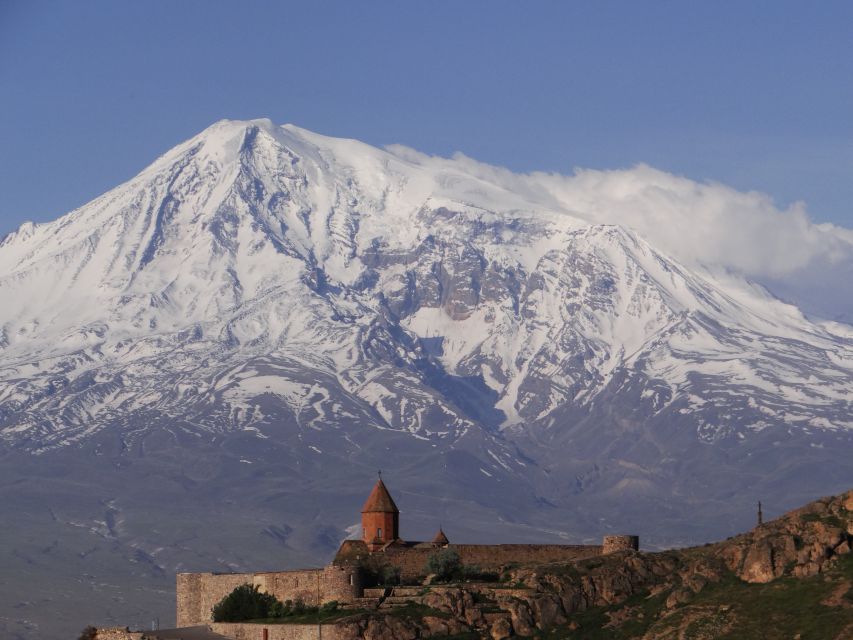 Day trip to Khor Virap, Areni Winery and Noravank Monastery - Khor Virap Monastery: The Mount Ararat Photo Moment