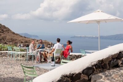 Discover Santorini: Prehistoric Akrotiri & Winery Tour - Akrotiri’s prehistoric town: seeing the island before it was famous