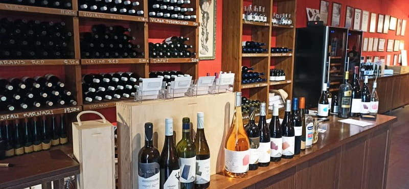 Discover Taste of Crete: Guided Winery Tour and Tastings - Stop 1: Domaine Paterianakis and the Organic Family-Winery Feel