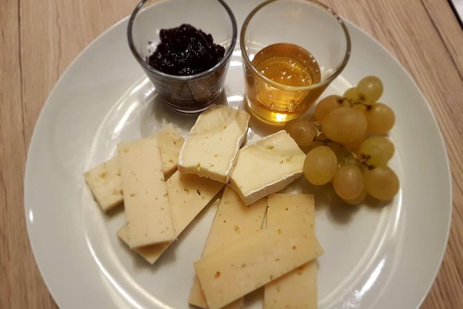 Domaso: Wine Tasting at the Winery on Como Lake - Key highlights to look for