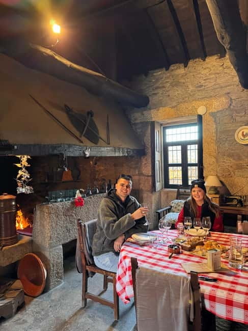 Douro Valley: Private 4wd Tour, Winery Visit, Boat & Lunch - Price and value: what $258 buys in an 8-hour private format