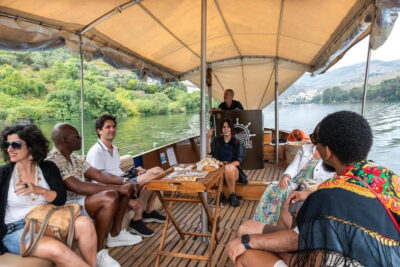 Douro Valley: Winery, Traditional Lunch & Private Boat Trip - First winery stop: Port and DOC tastings at a small producer