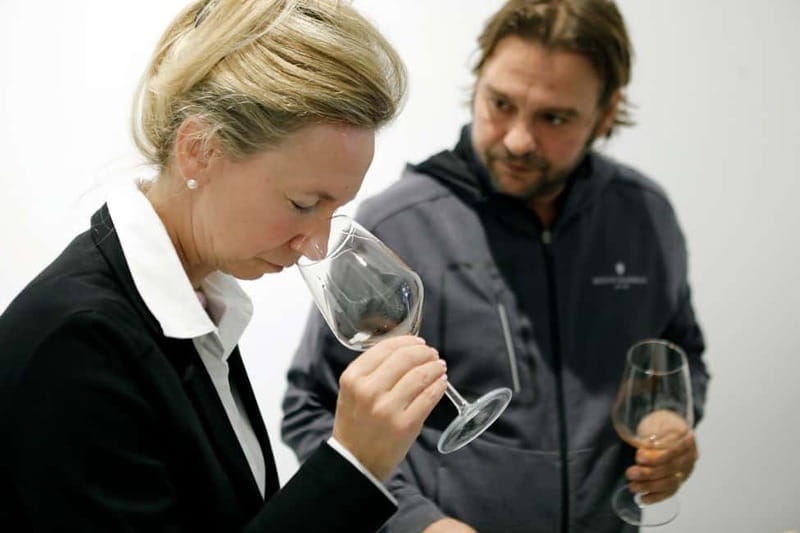 Duca di Salaparuta: Tour of the winery and wine tastings - Meet the guides: clear explanations and a fun, friendly tone
