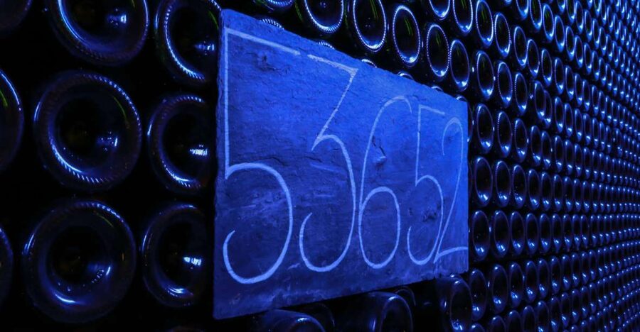 Epernay: Winery and Cellar Tour with Champagne Tasting - Why the Chalk Cellars Matter for Taste (And Not Just Photos)