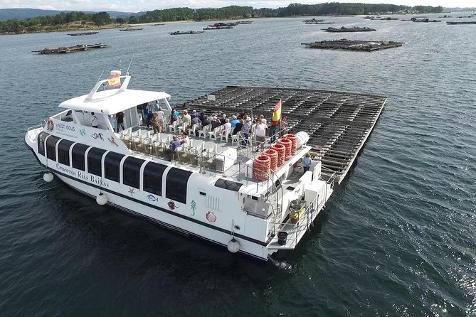 Excursion to Rias Baixas with Winery - Optional mussel boat - O Grove: the sea-view start and your lunch window