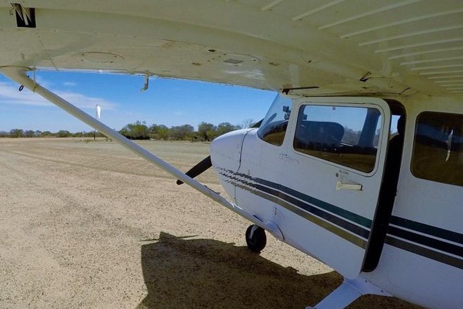 Flight to Leeuwin Winery for Lunch - Price and logistics: is $573.79 per person good value?