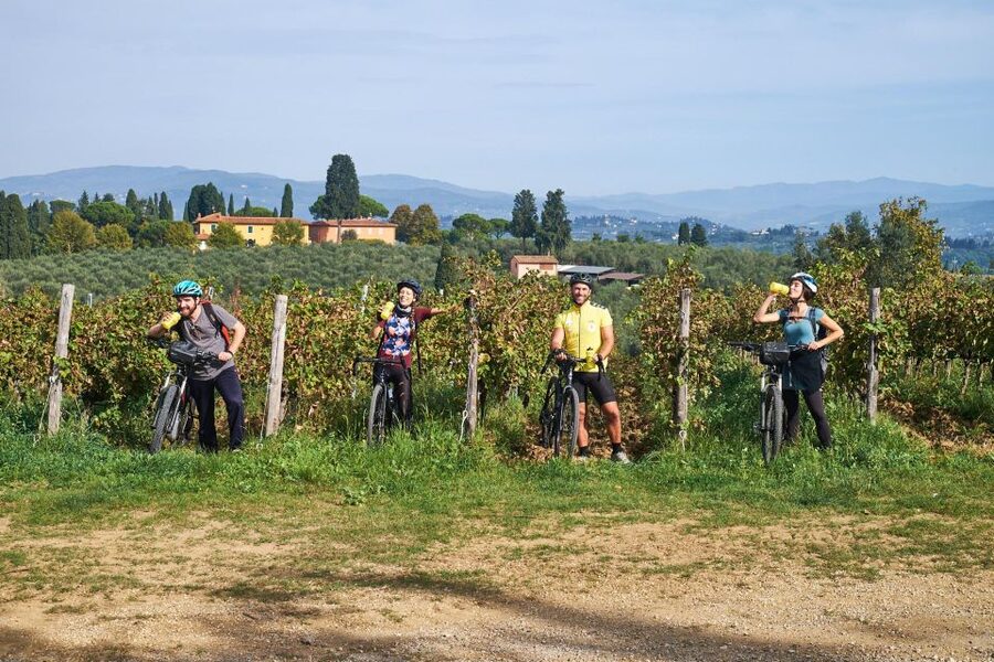 Florence: Chianti E-Bike Tour with Tuscan Lunch & Winery - Practical tips before you go