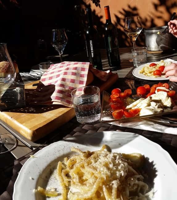 Florence: Wine Tasting at a Vineyard With a Local Winemaker - Practical Timing: How the 1-Day Format Feels on the Ground