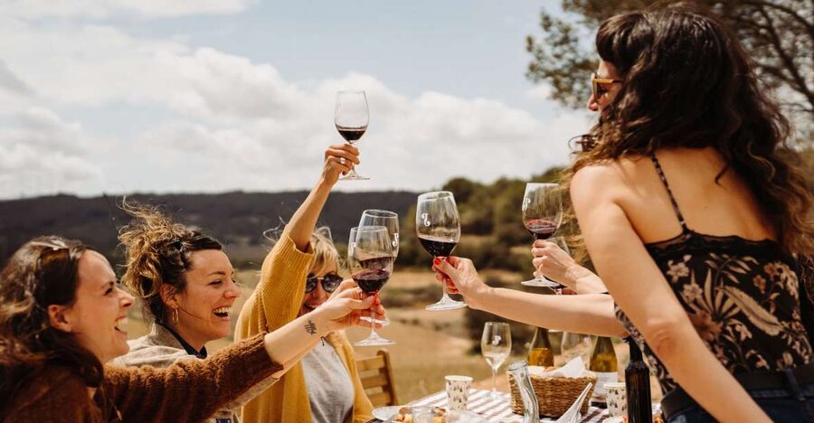 From Barcelona: Montserrat & Cava Winery Day Trip - Montserrat Before the Crowds: What Your Morning Buys You