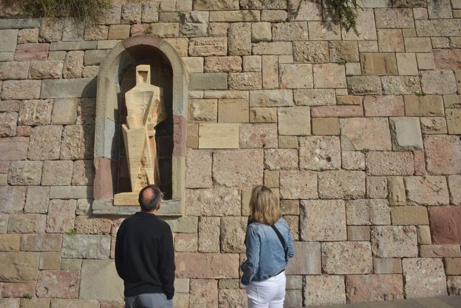 From Barcelona: Private Montserrat and Boutique Winery Tour - Barcelona to Montserrat: the van ride that sets the pace