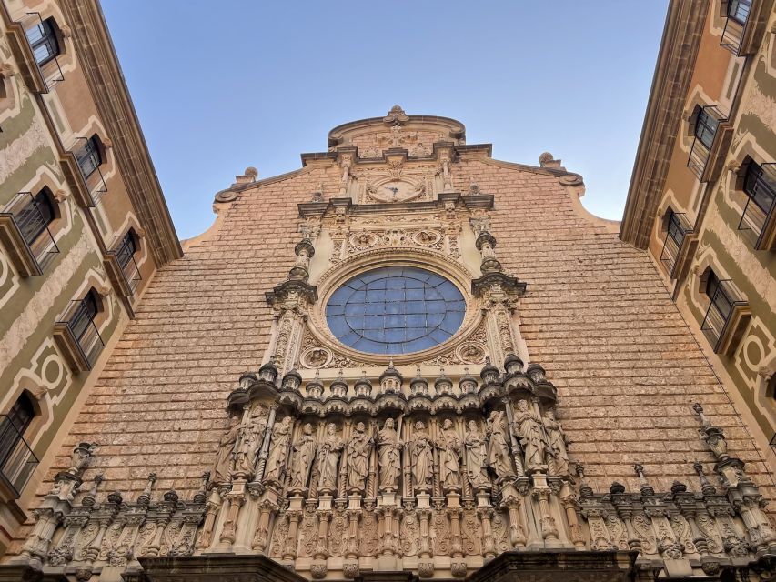 From Barcelona: Private Montserrat and Boutique Winery Tour - The Moreneta de Montserrat and the optional choir moment