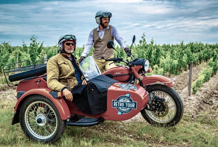 From Bordeaux: Médoc Vineyard and Chateau Tour by Sidecar - How Seat Swapping Works on the Sidecar