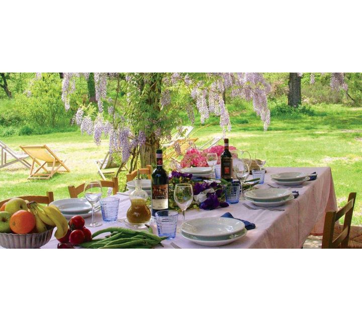 From Florence: Outdoor Wine Dining in San Gimignano Winery - Welcome Center Walking Tour: Getting Oriented Before You Eat