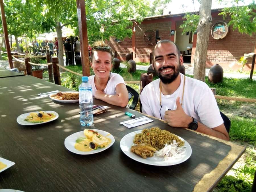 From Lima: Huacachina Oasis Tour, Winery & Desert Sunset - Lunch in Ica: confirm your expectations and go vegetarian if you want