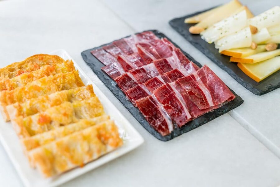 From Madrid: Traditional Villages, Winery Tour & Tapas Lunch - Who Should Book This Tour (And Who Should Skip It)