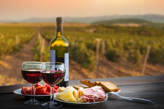 From Parma: Parmigiano,Prosciutto and winery Tour and tasting - Parma in One Day: Cheese, Ham, and Wine in a Tight 8-Hour Loop