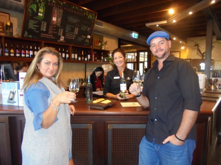 From Perth: Swan Valley Winery & Brewery Day Tour With Lunch - Lunch at Homestead Brewery: included, planned, and not too much