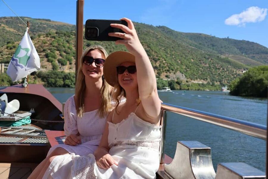 From Porto: 2 Boutique Wineries w/ Winery Lunch & 1-h cruise - Price and value: is $146 per person worth it?