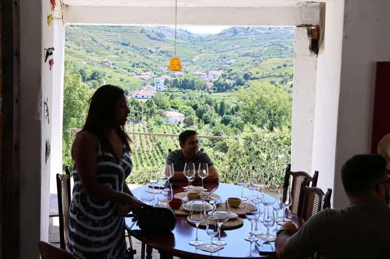 From Porto: 2 Boutique Wineries w/ Winery Lunch & 1-h cruise - How long it really takes: timing, comfort, and the small-group cap