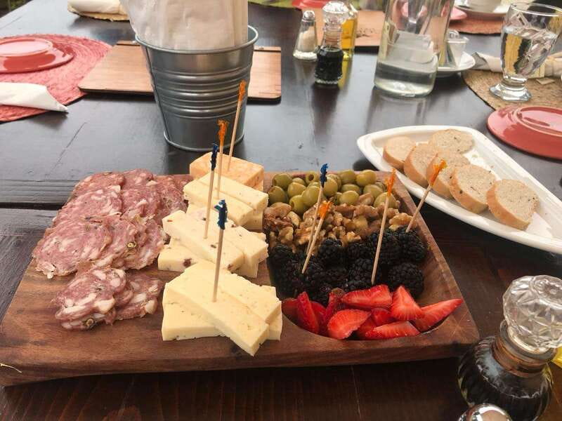 From Tijuana: Valle de Guadalupe Shared Winery Tour - Meet at Plaza Galerías: the ride, comfort, and time math
