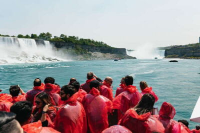 From Toronto: Niagara Falls + Winery, Cruise, & Lunch Option - Winery Stop on the Way: Wine Tasting and Shopping Without a Big Detour