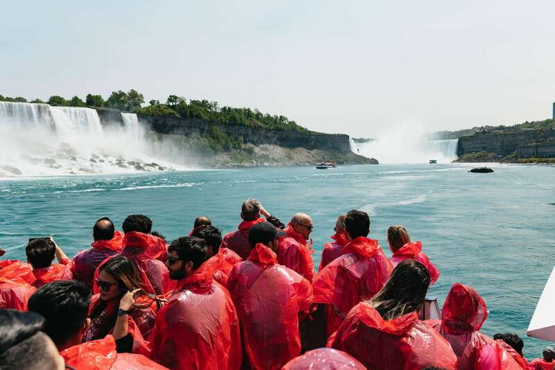 From Toronto: Niagara Falls + Winery, Cruise, & Lunch Option - Winery Stop on the Way: Wine Tasting and Shopping Without a Big Detour