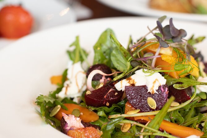 Full-Day Wine Tasting Tour in Auckland with 3-Course Vineyard Lunch - What’s actually included: tastings, meal-time drinks, and the 3-course lunch