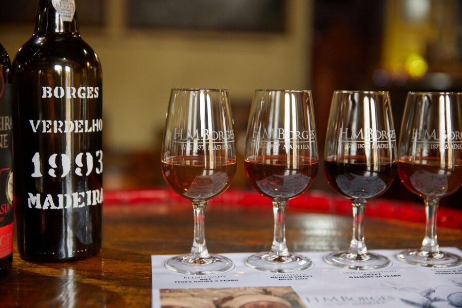 Funchal: H.M. Borges Winery Guided Tour with Wine Tasting - Staff and guide style: what to expect from real people