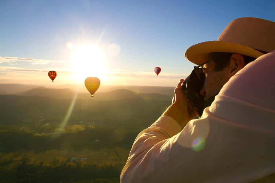 Gold Coast: Hot Air Balloon Flight+Vineyard Breakfast+Alpaca - Getting There: Hotel Pickup and the Scenic Rim Approach
